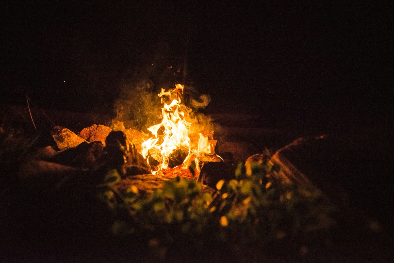 Example of fire pits & outdoor fireplaces
